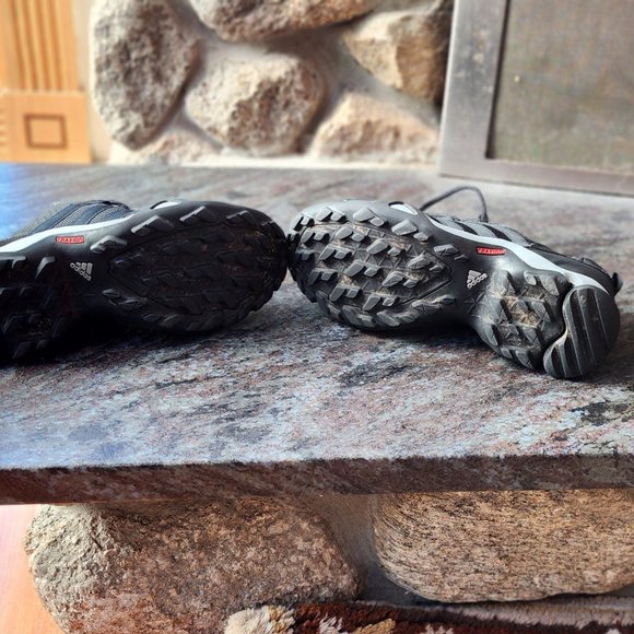 Adidas Black/White Cross Training Sneakers Size 5 - Picture 14 of 15